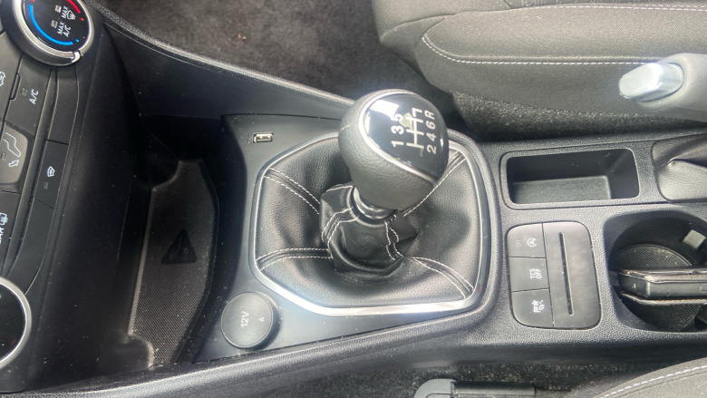 Ford Fiesta 1.0 EcoBoost Titanium 5dr Petrol Hatchback